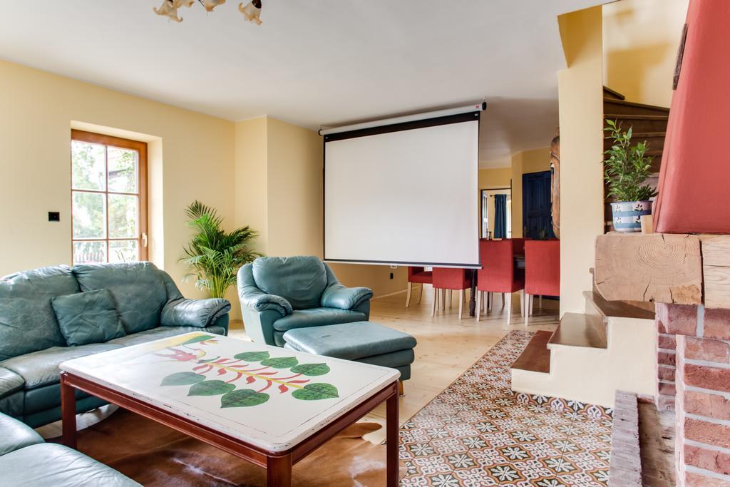Amazing 5 Bedroom House Krumlov 82 - 4 Min Walk To Main Square Cesky Krumlov Exterior photo