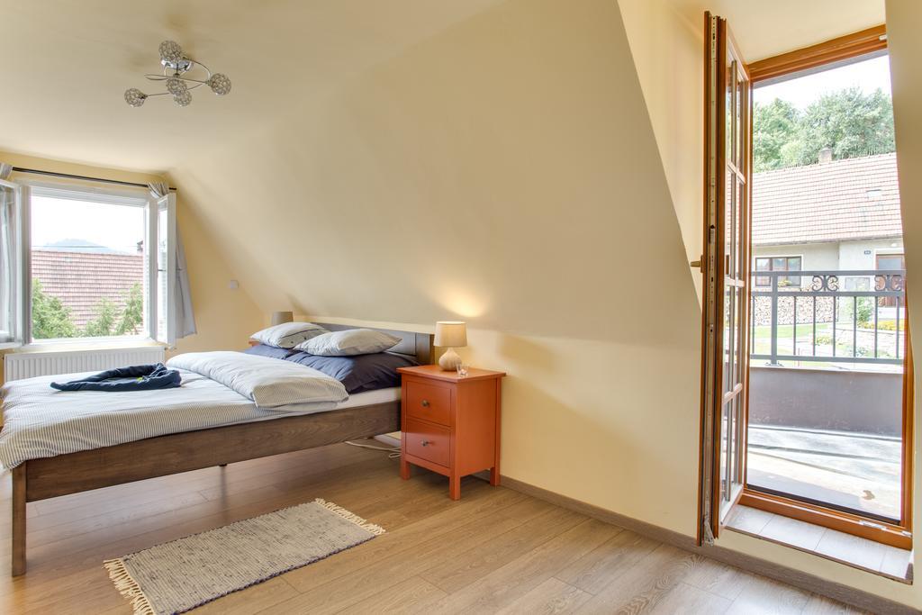 Amazing 5 Bedroom House Krumlov 82 - 4 Min Walk To Main Square Cesky Krumlov Exterior photo